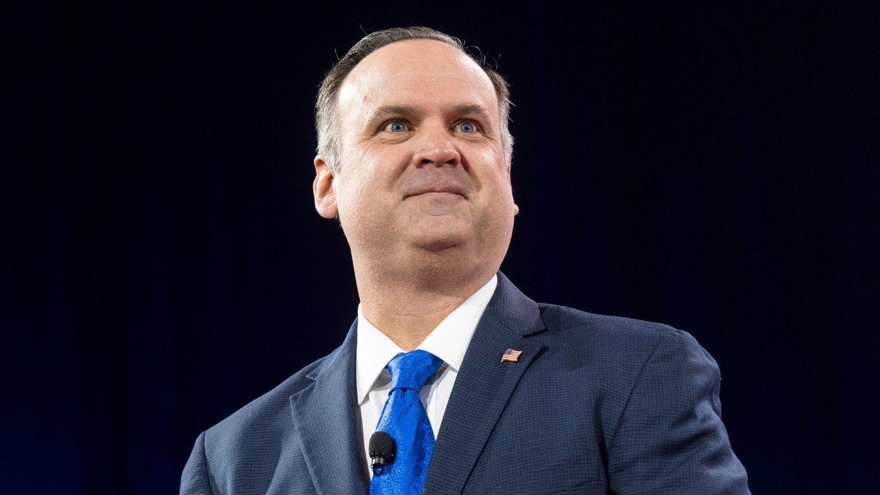 Image of Dan Scavino defended the post by emphasizing that the footage was AI-generated.