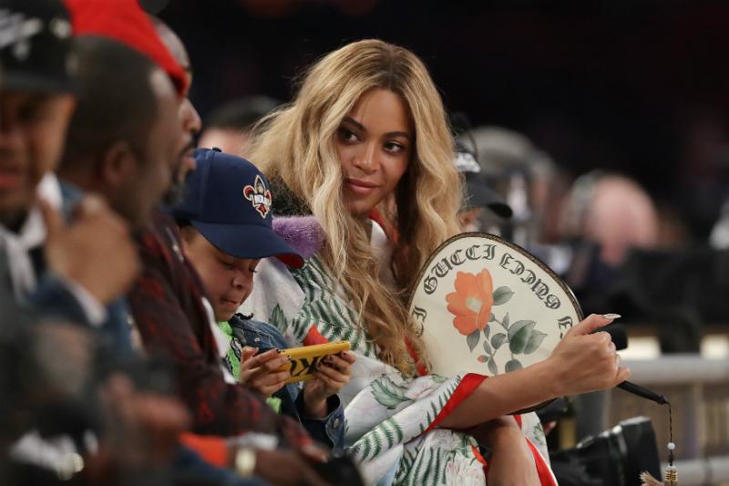 Beyonce jayz blue courtside 3