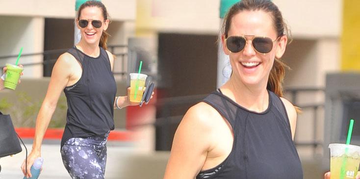 jennifer garner baby bump