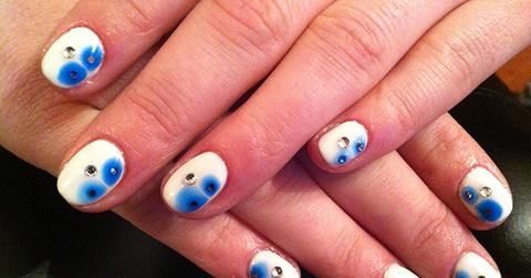 Ok_22313_jennifer_nails.jpg