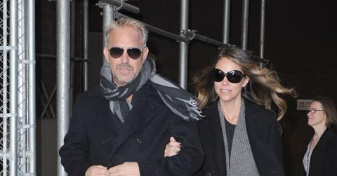 Knicks kevin costner feb20 023.jpg