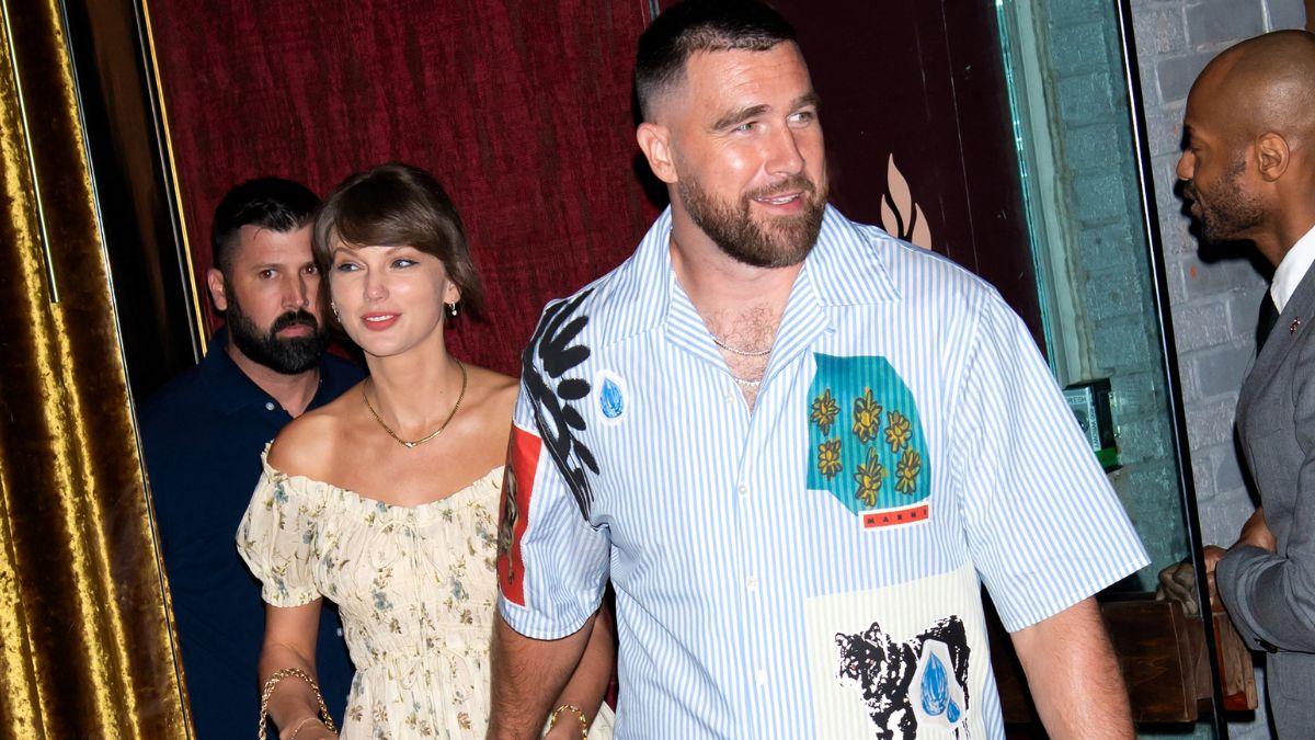 Photo of Taylor Swift and Travis Kelce