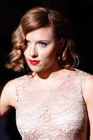 Scarlett johansson oct182.jpg