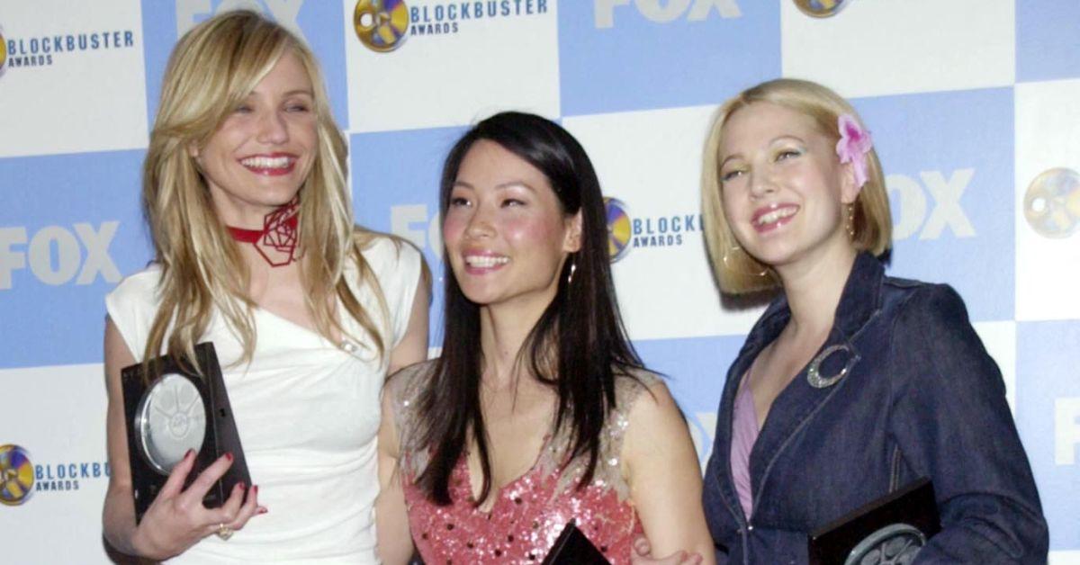 lucy liu drew barrymore hiding bushes