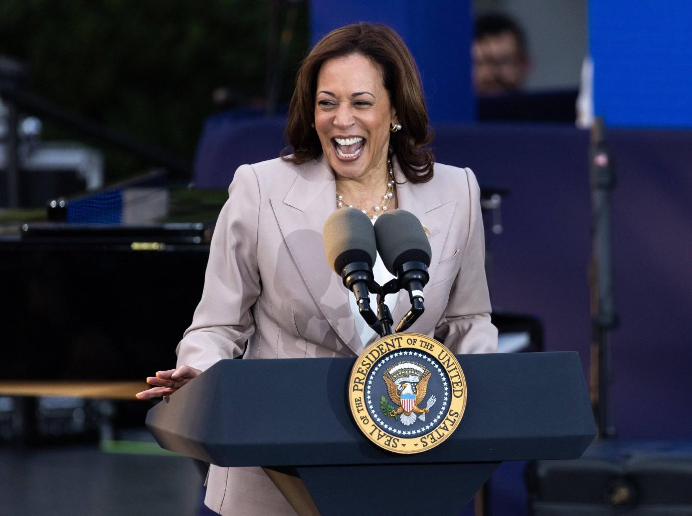 kamala harris joe failing heckled climate change