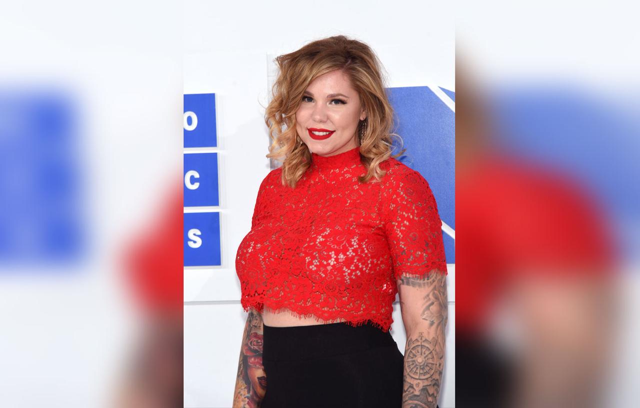 Kailyn Lowry Parties With Pals After Posing Naked For Her 27th Birthday 