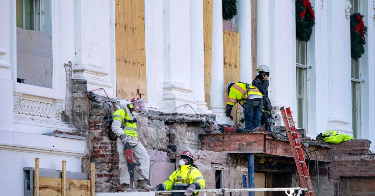 Image of A federal appeals court allowed work to continue temporarily.