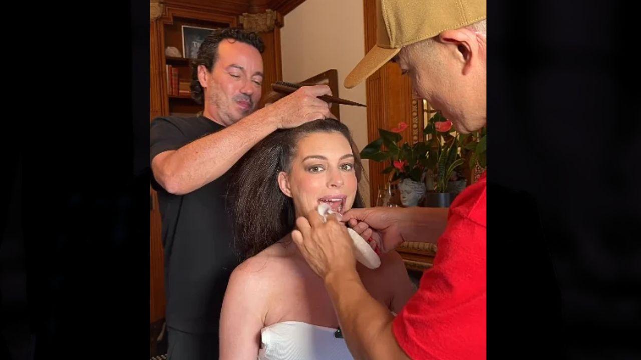 Image of Anne Hathaway getting ready for the red carpet.