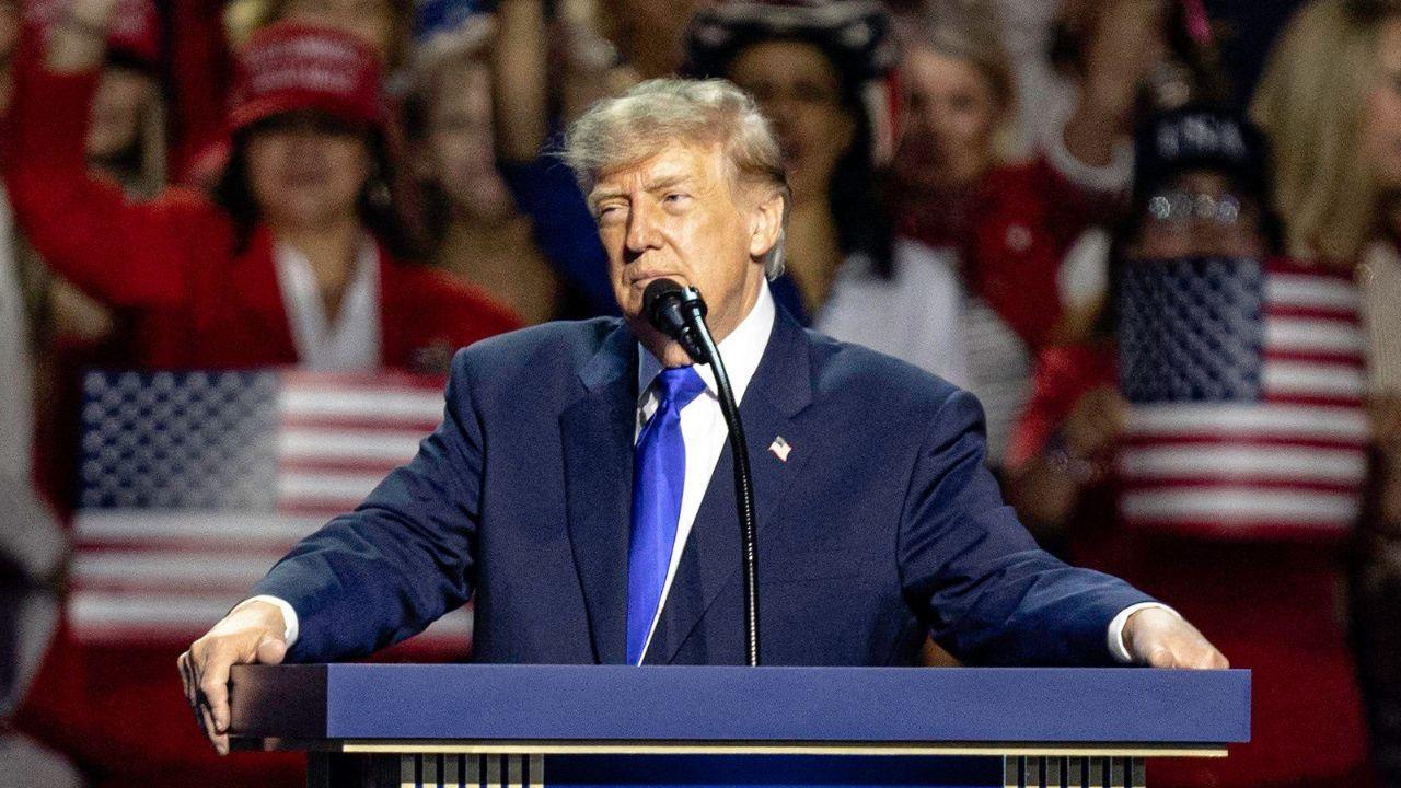Photo of Donald Trump.