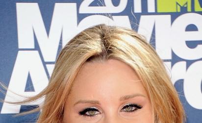 Amanda bynes sept 16 001.jpg