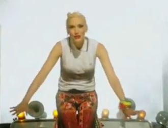 Gwen stefani july16 1.jpg