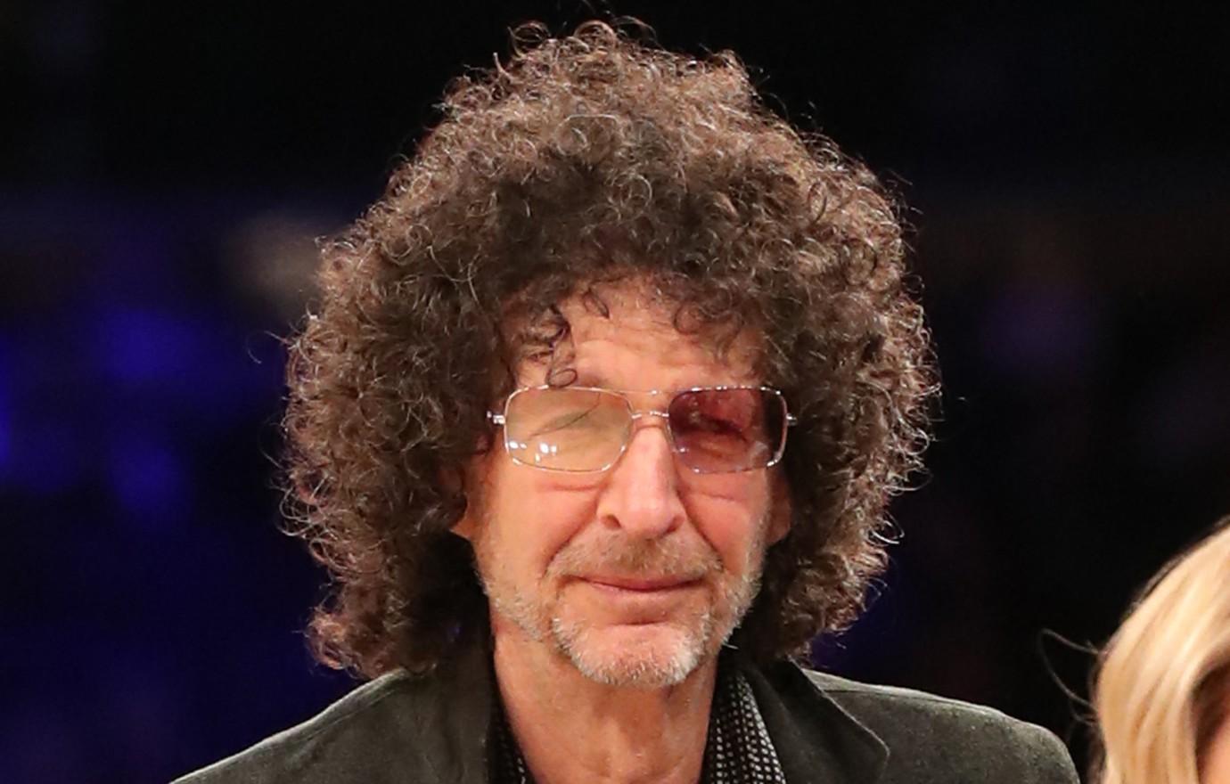 howard stern hates people who voting donald trump