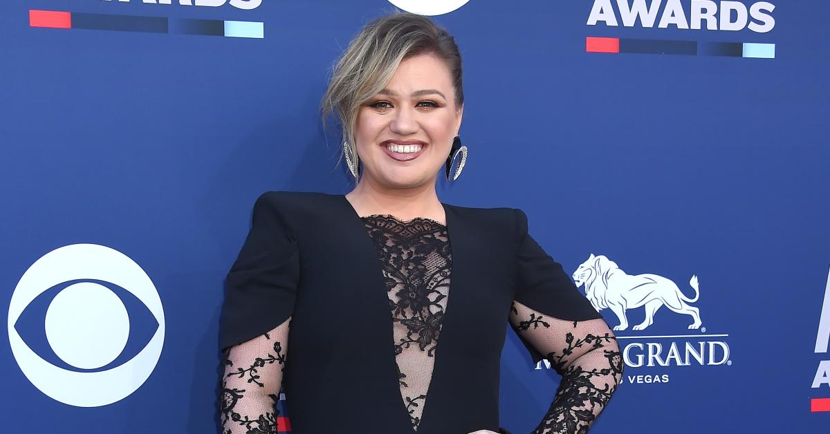 What Song Is Kelly Clarkson ‘Afraid' To Cover? Singer Spills