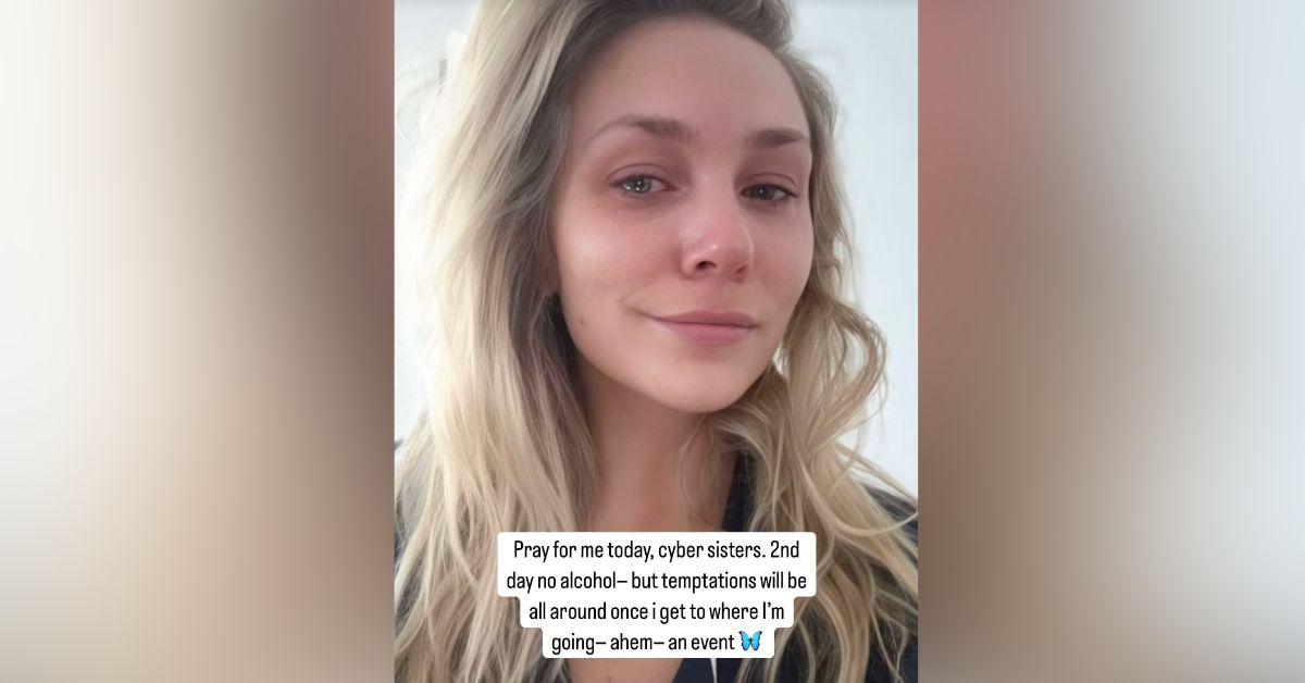 image of The model shared honest updates about her alcohol struggles online.