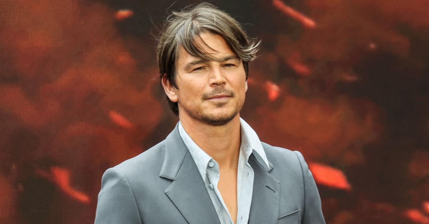 Josh Hartnett Makes Shocking Appearance At The 2024 SAG Awards