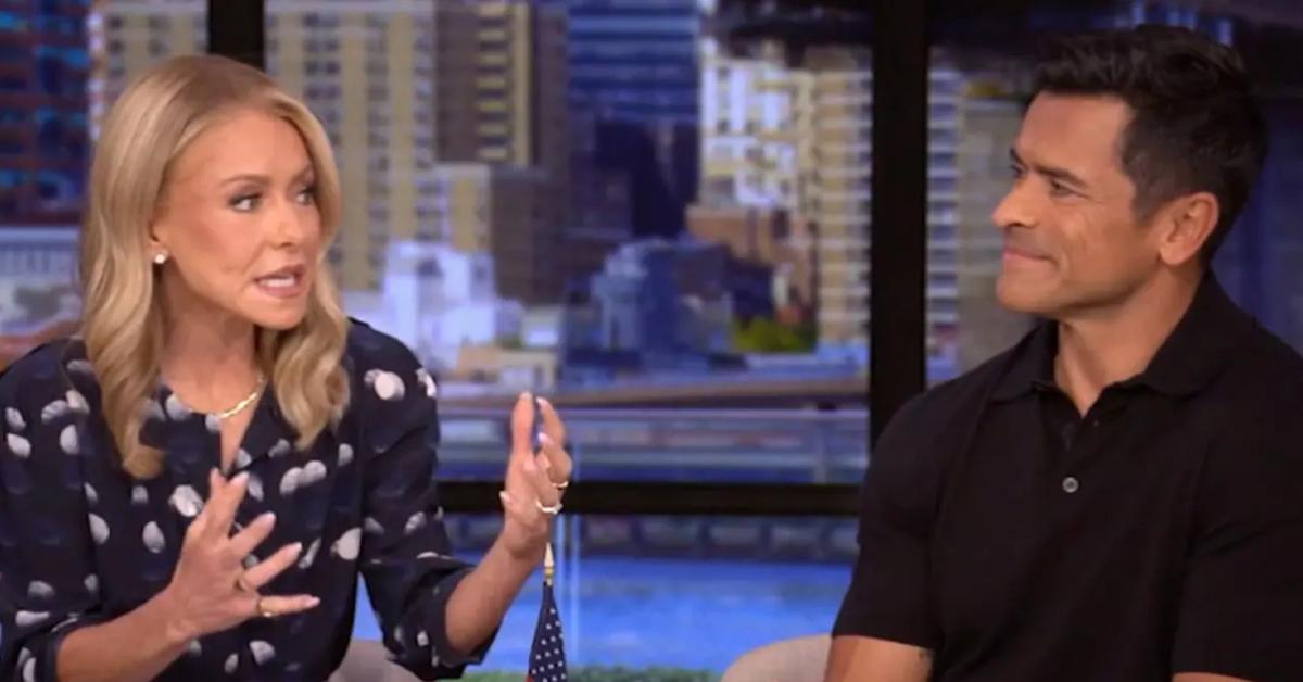 kelly ripa details mom showers raising mark consuelos kids live