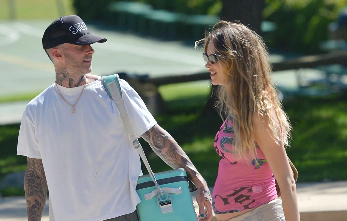 adam levine behati prinsloo family beach trip