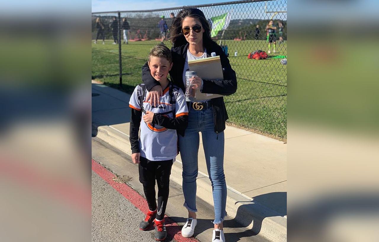 Bristol Palin Shows Off Her Toned Figure In A Sexy Orange Bikini!