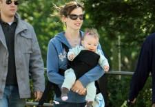 2009__10__fp_3784641_garner_daughter_fp5_101109 225&#215;156.jpg