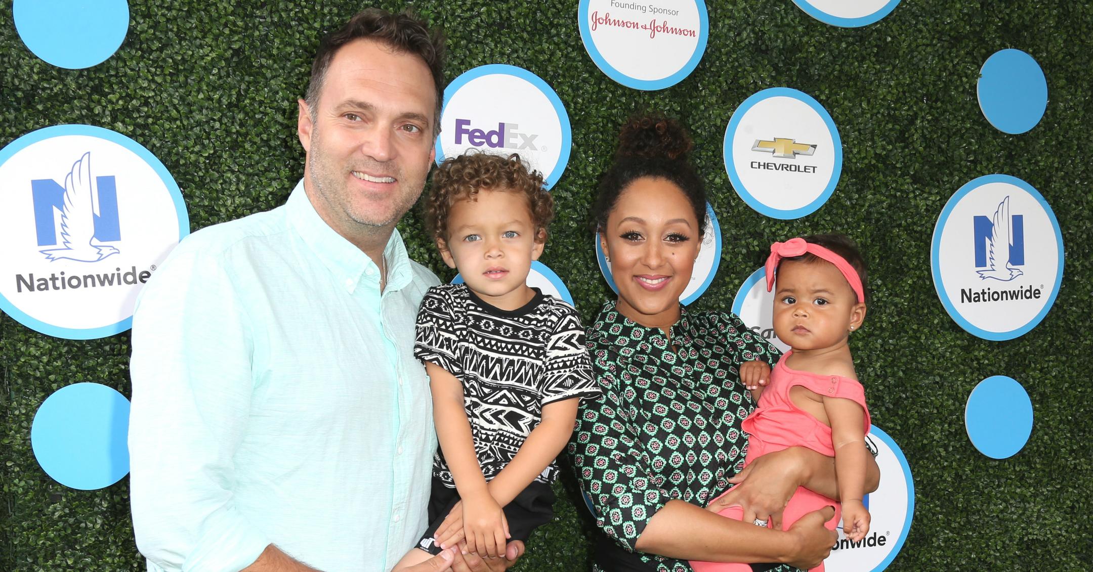 Tamera Mowry Has Mother's Day Weekend Beach Date With Her Family — See ...