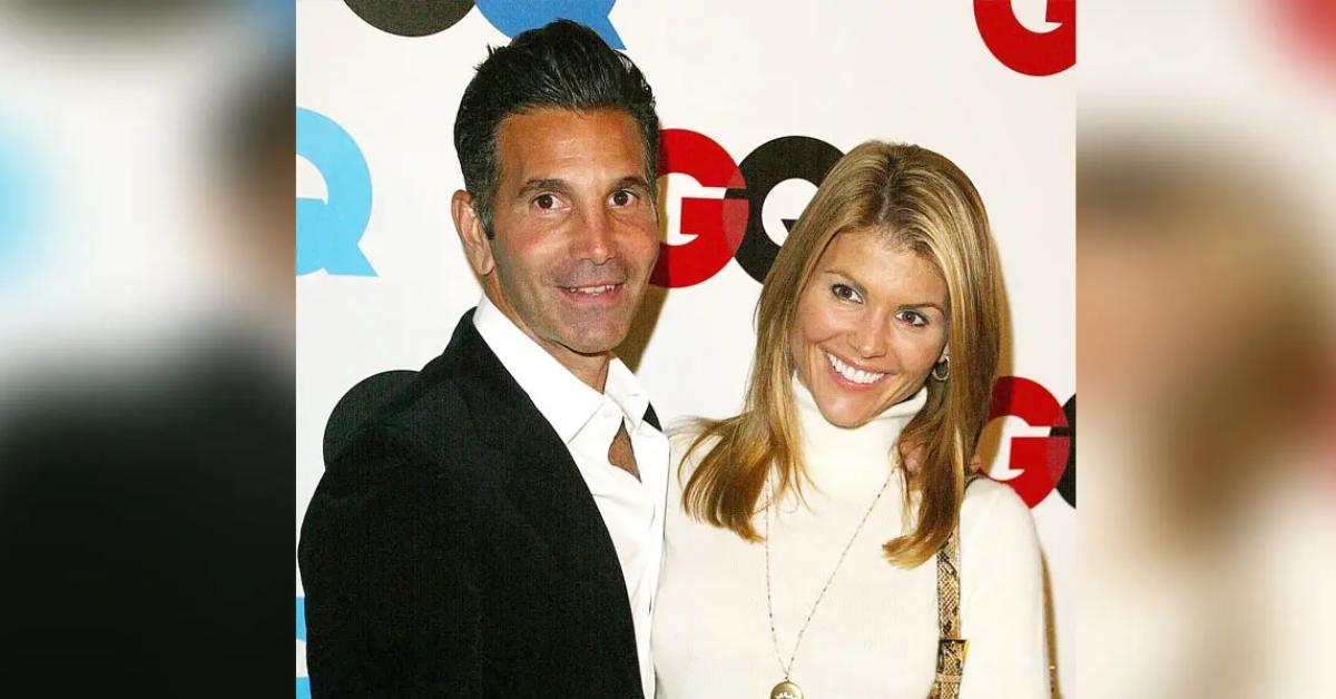 Photo of An insider claimed Mossimo Giannulli didn't like that ex Lori Loughlin had 'incredible chemistry' with costar John Stamos.