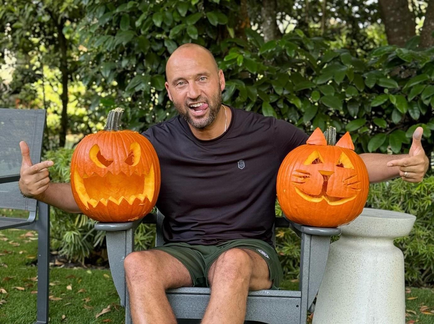 Derek Jeter Dons Girly Face Paint For His Daughters Photo