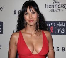 2009__10__full_child_alive_09_wenn2616360 225×196.jpg