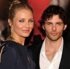 2009__11__c8 225×224.jpg