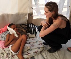 2011__02__Angelina_Jolie_Feb11news 300×265.jpg