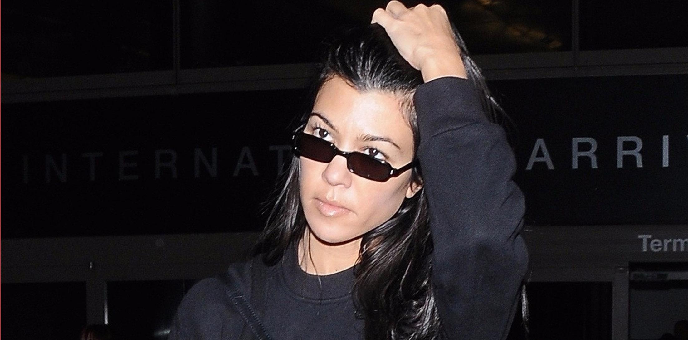 Kourtney kardashian airport