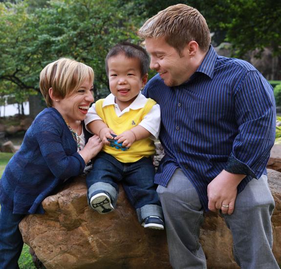 //little_couple_bond_baby_will_china_video_photos_stack_