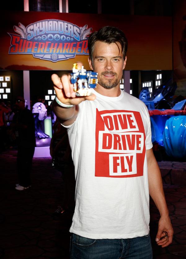 Josh duhamel activision skylanders superchargers 4