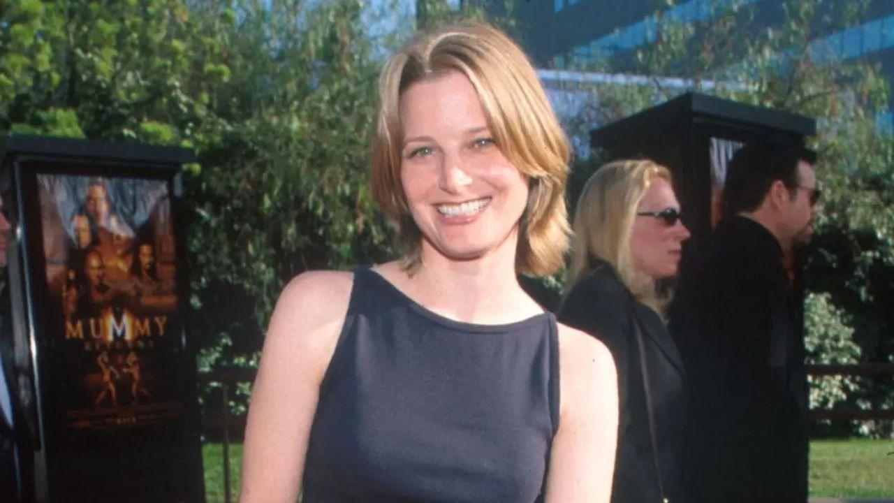 Photo of Bridget Fonda