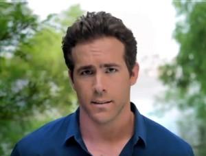 2010__08__Ryan_Reynolds_Aug19newsnea 300&#215;227.jpg