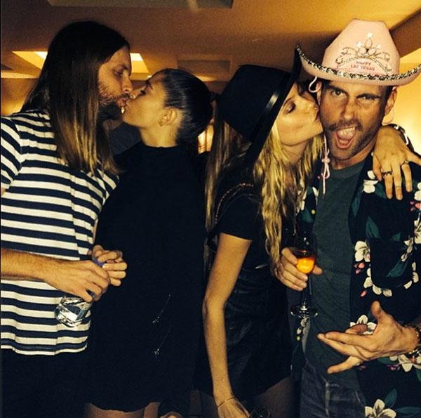 Adam Levine Behati Prinsloo Ali Tamposi James Valentine