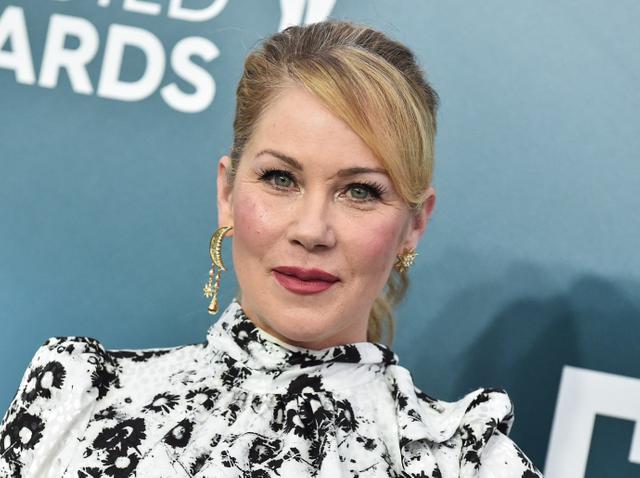 Christina Applegate Makes Fun Of Her MS At 2024 Emmys