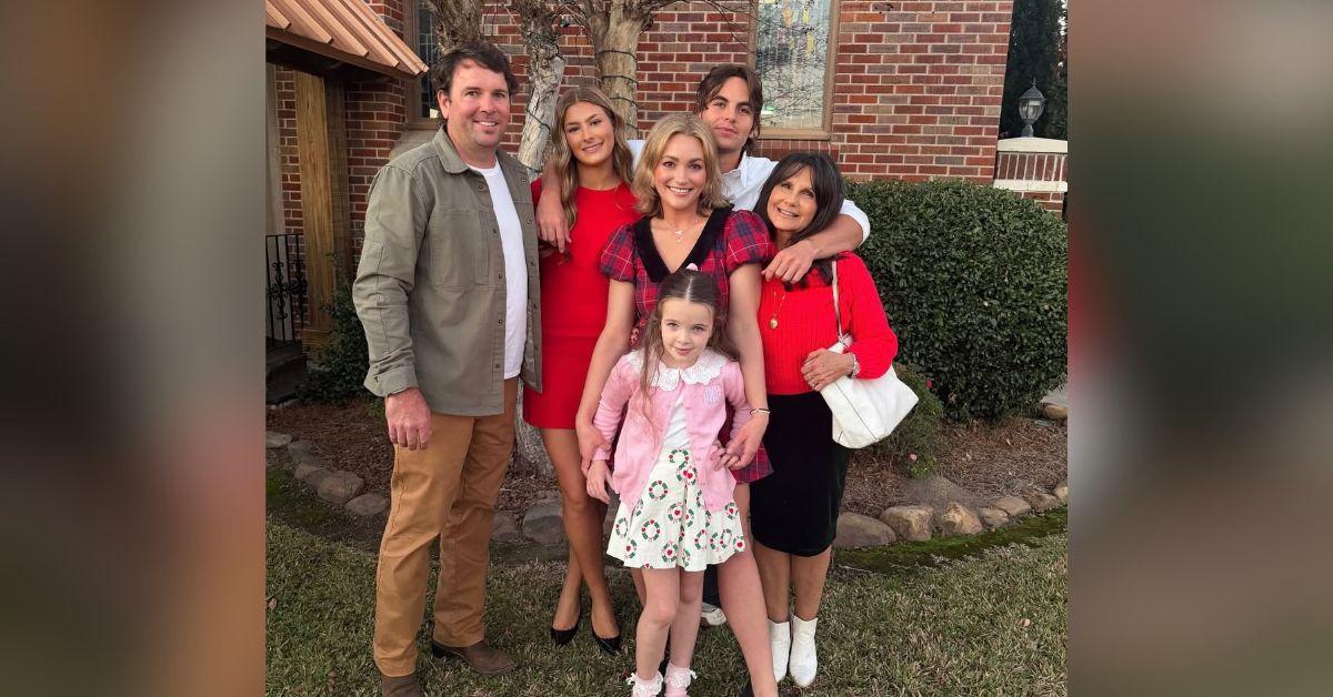 image of Jamie Spears arrived in a wheelchair after undergoing a leg amputation two years ago due to complications from a severe infection following knee replacement surgery.