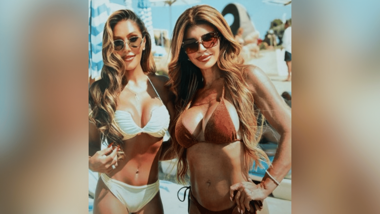 Image of One fan told Teresa Giudice she looked 'amazing,' but others accused her of using 'Photoshop.'