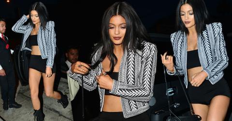 Kylie jenner skin baring outfit