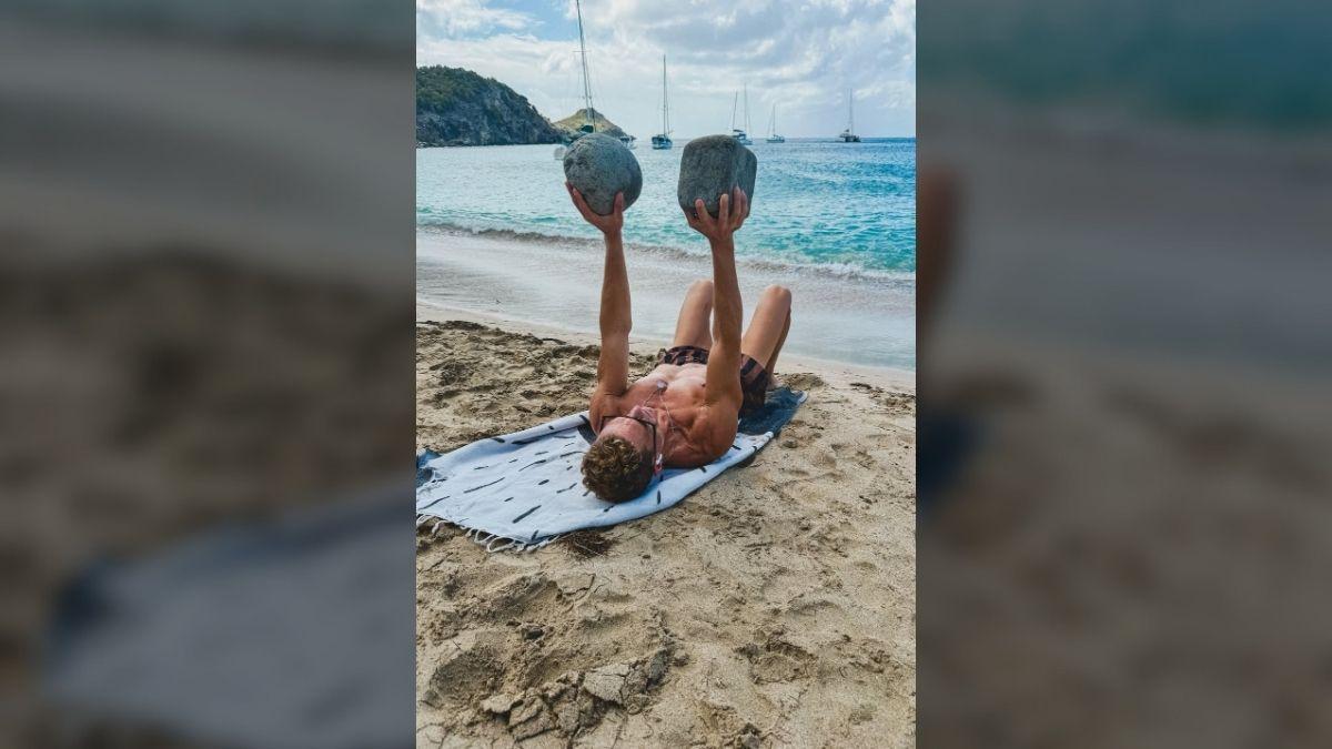 Photo of Fans praised Ryan Seacrest for his commitment to fitness in the comments section. 