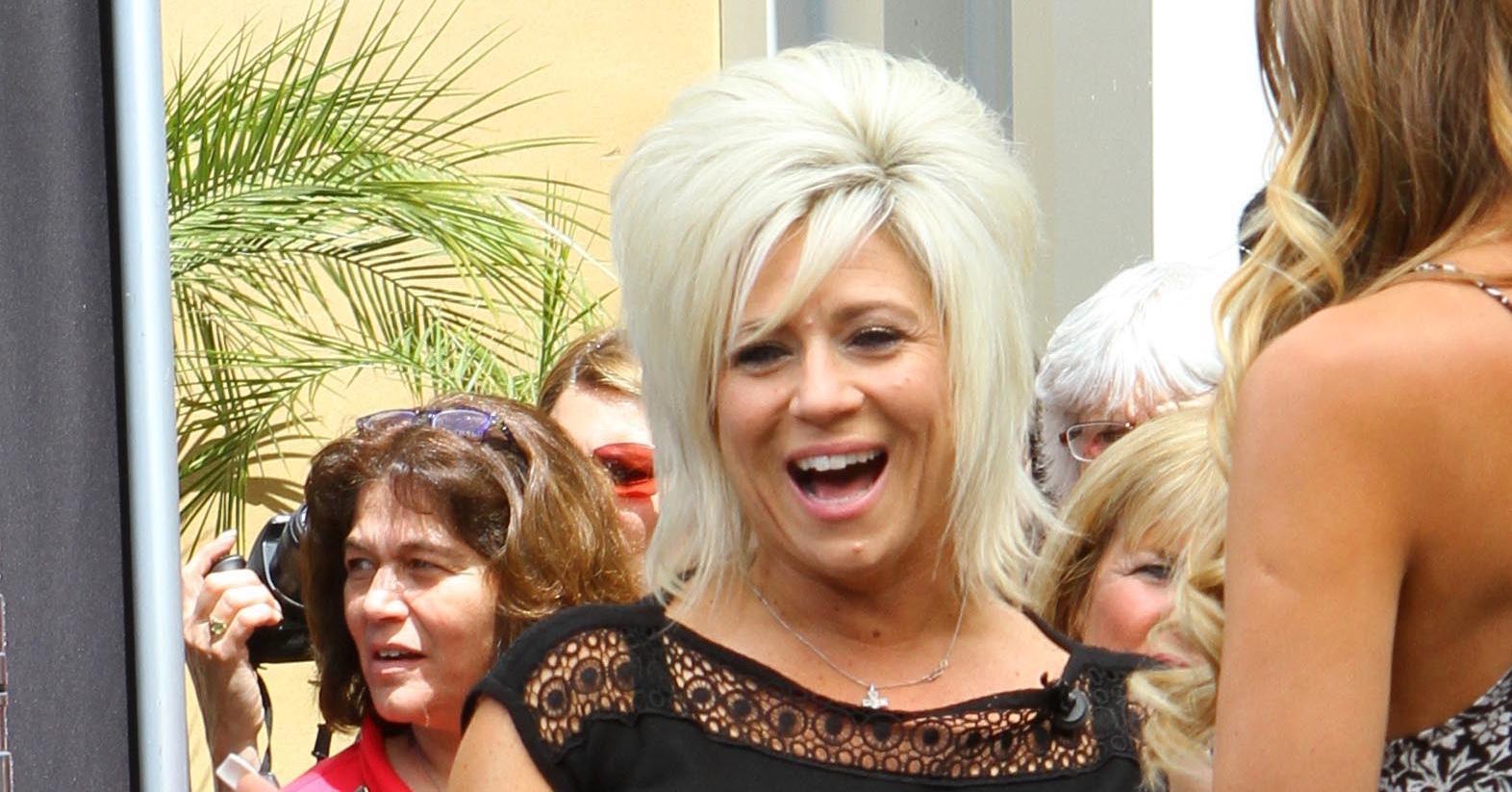 Long Island Medium Theresa Caputo Dishes On Connecting With Spirit