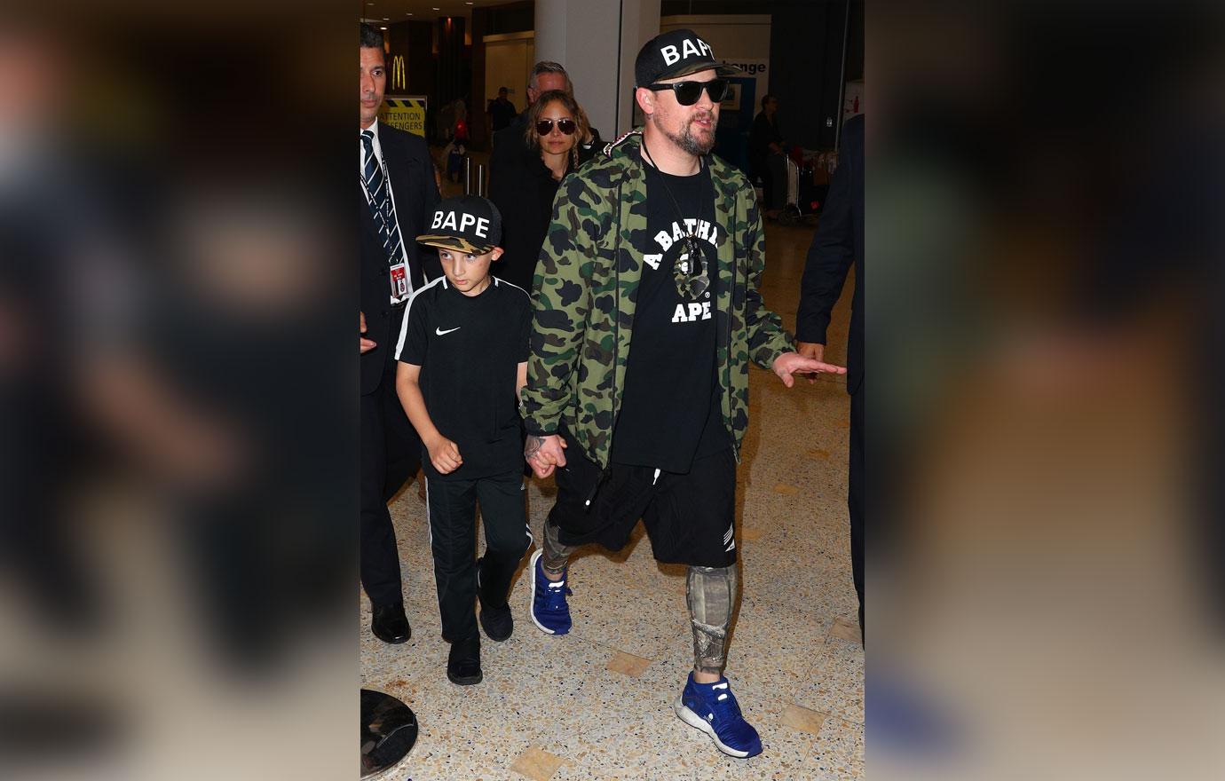 Nicole richie joel madden jetlagged sydney 2