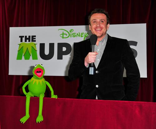 Jason segel kermit dec21 18_ _1.jpg