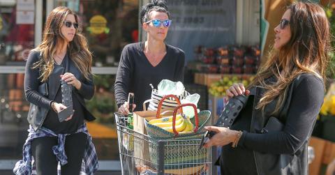 Jessica alba pregnant shopping