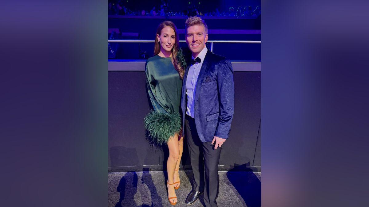 Image of Amanda Batula was previously married to Kyle Cooke.