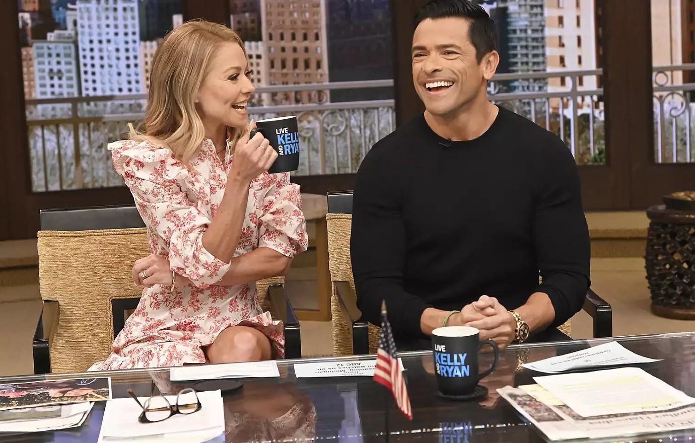 mark consuelos kelly ripa thought hosting live together insane