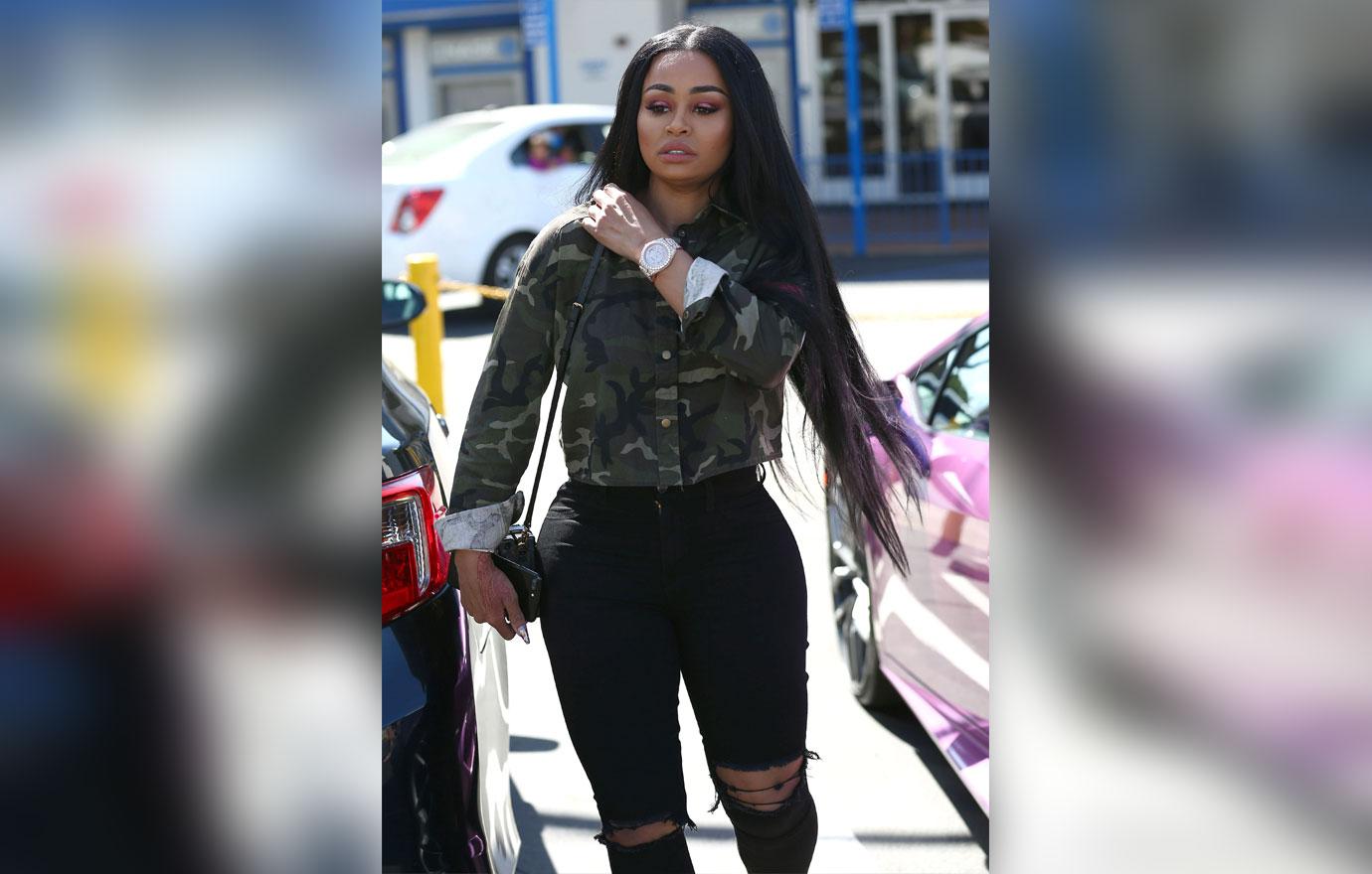 FFN_DMac_BlacChyna_033017_52361838