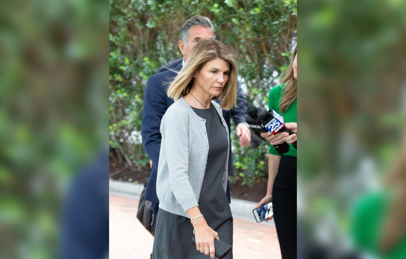 post prison tans lori loughlin and mossimo giannulli suffer through probation by jetting off to mexico couples tans jail crime