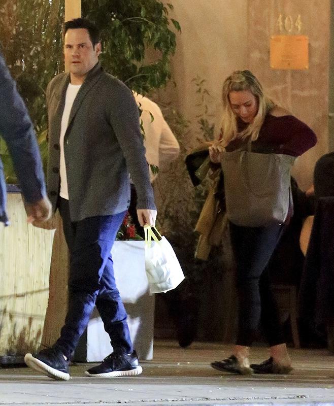 Exclusive&#8230; Premium: Hilary Duff Has Dinner With Ex Husband Mike Comrie In Beverly Hills ***NO USE W/O PRIOR AGREEMENT &#8211; CALL FOR PRICING***