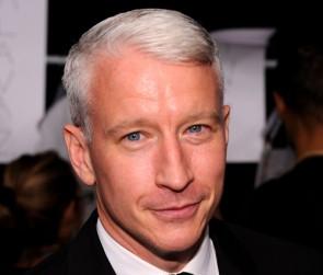 2010__09__Anderson_Cooper_Sept30news 295×300.jpg